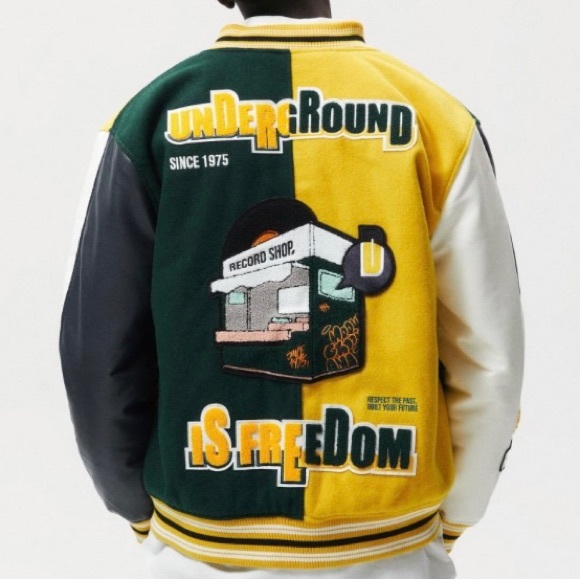 ✨Zara Patch bomber jacket Size M✨ - Picture 3 of 10